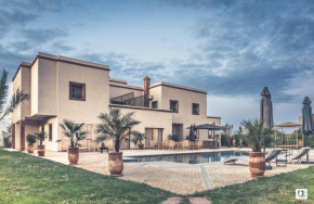 SUITE TOUBKAL DE DAR LAZREK guest-house & more